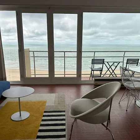 Apartment With Fantastic Seaview Ostend